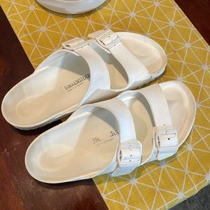 Birkenstock rubber sandals. Fits men 11/12